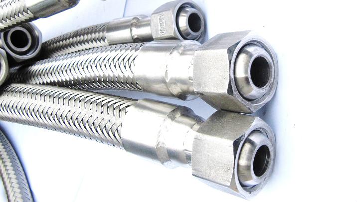 Металлорукав РНВД рукав нержавеющий высокого давления сфера 60 Металлорукав РНВД рукав нержавеющий высокого давления сфера 60